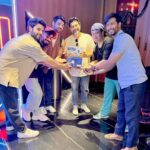 Karan Wahi Instagram – Jan 1st 2024 

A Day when 6 Men worked really hard to WIN a prize for a 2 year old 🤪🤪🤪🤪🤪🤪👶
@avyaan.rajderkar ke liye Mehnat