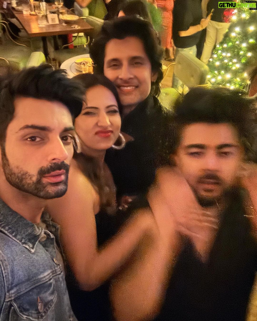Karan Wahi Instagram - A very @ravidubey2312 kinda NIGHT Happy Birthday once again mere Bhai