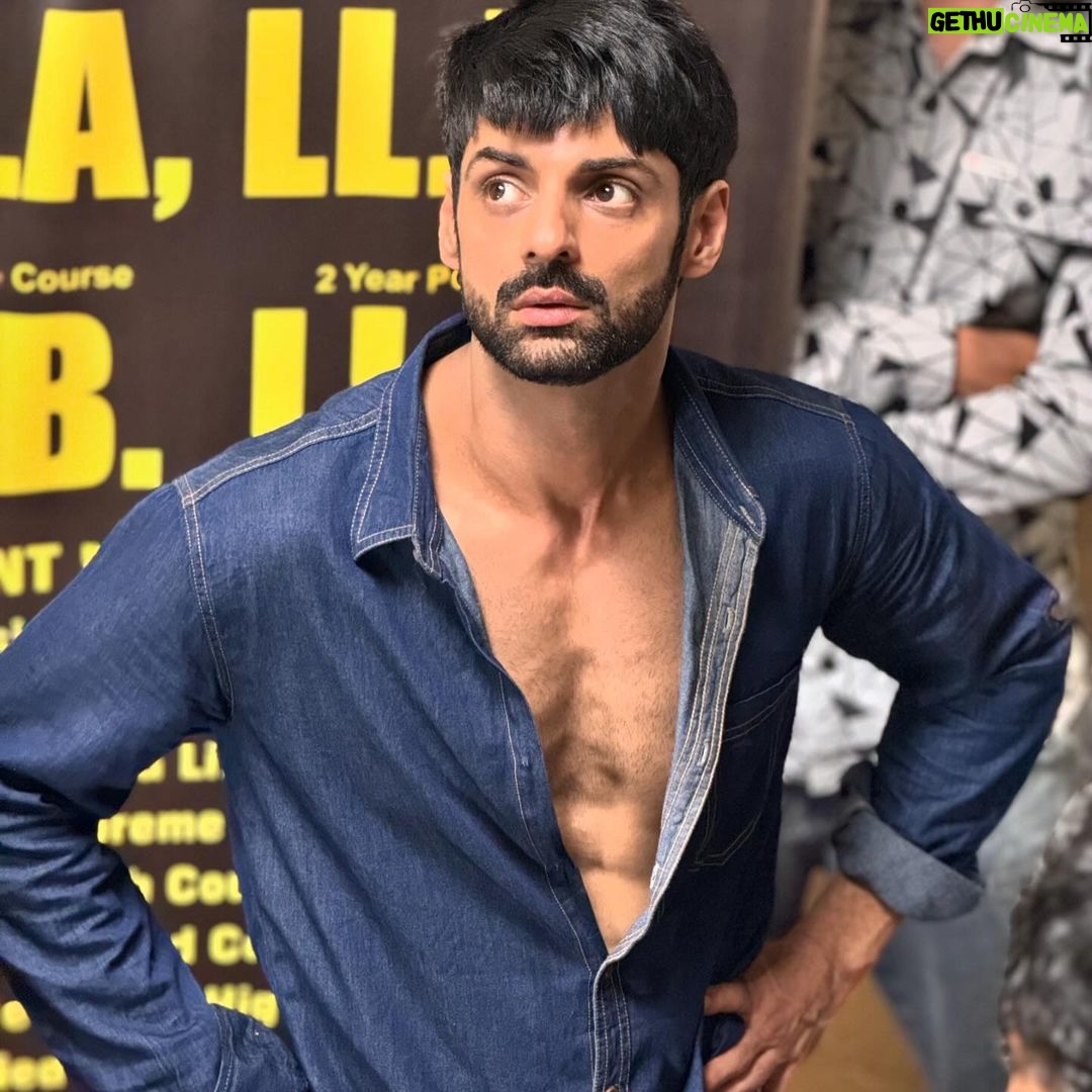 Karan Wahi Instagram - Life NowDays #raisinghanivsraisinghani🎬 #sonyliv