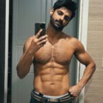 Karan Wahi Instagram - Munna pyaara HAI Par Munne Main Badhe AB hai… #justanotherday