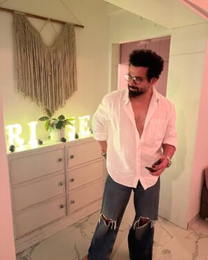 Karan Wahi Instagram - I was called for the biryani which we clearly can see how much was left

And since Dhani has turned wiser and more mature we had a blast (not literally Atleast till the time  iam posting this)

Wish Us All The Best 
Happy Birthday 
@rithvik_d