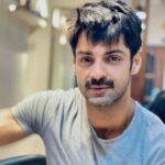 Karan Wahi Instagram – Kal milne aaraha hai #jogi 

 @amazonminitv 
#halflovehalfarranged