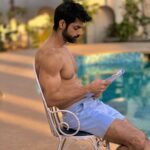 Karan Wahi Instagram – sCRIPT READING SESSION😂😅😂

Chalo Script padhne Doh
#prep 😝😝😝😂