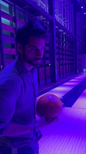 Karan Wahi Instagram - If Batah ke karna was a MOMENT 🤪🤪🤪

#bowling #boy
