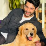 Karan Wahi Instagram – Happy DOG 
Happy HUMAN

@noah_thegoldenretriever