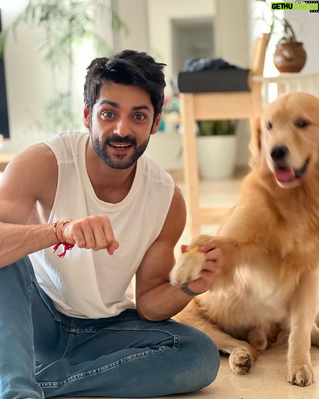 Karan Wahi Instagram - We Tied OURS Rakhi over the years has become Different Dont have my sisters around But its a festival i have fond memories of . Clearly Noah is not Happy About Giving Money ๐ถ๐ Happy Rakhi to All my sisters Meri Raksha karna humesha๐