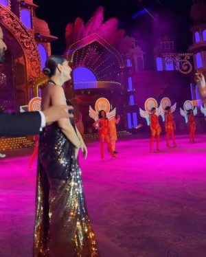Kareena Kapoor Instagram - And what a night ❤️
Thank you to Anant and Radhika for what probably was one of the most EPIC nights ever…❤️
#DiljitFanForever