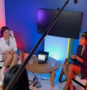 Karen Polinesia Instagram - EL TRABAJO DIARIO SUMADO EN AÑOS SE CONVIERTE EN ÉXITO…. No todo es de la noche a la mañana pero con convicción, pasión y constancia logras lo inimaginable! Fue una gran experiencia poder compartir con mujeres poderosas, sabias y líderes Gracias @forbesmexico y gracias @youtube por siempre apoyarnos