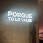 Karen Polinesia Instagram - Ya sea azul o rosa… ayer disfruté de un bello evento el cual conocí mujeres poderosas que inspiran ✨ Una diseñadora mexicana y madre hermosa @raquelorozcog y a la primera mexicana en volar al espacio @katvoltage , que le pregunte ¿qué sintió al ver la tierra desde lejos? 🌎 respondió que le cambió la vida… Si sueñan en algo INTÉNTENLO si su sueño es muy grande pártelo en pequeños pedazos este camino se recorre con constancia, conciencia y convicción 💫 Y recuerda NO HAY SUEÑO DEMASIADO GRANDE PARA ESTE MUNDO… 👐🏾👐🏻👐🏿👐🏼 Soumaya Museum