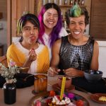 Karen Polinesia Instagram - La evolución es necesaria para crecer. Por más de 11 años nos han visto divertirnos juntos; es momento que cada uno busque su lugar en el mundo y brille, a pesar de eso vamos a seguir juntos siendo una familia que se apoya y ama. Gracias por seguir siendo parte de nuestro camino… esto no acaba aquí :) JUMP 🧬 es evolución Enjoy the game ✨