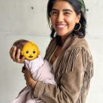 Karen Polinesia Instagram - Jamás esperé que este momento llegara a mi vida, ver el momento en el que una vida nace en este mundo y tener la fortuna de guiar y proteger a ese ser humano que es parte de mi familia; y mucho menos imaginé compartirlo con millones de personas al rededor del mundo. Agradezco infinitamente la buena energía y el amoroso recibimiento que hemos recibido por parte de la FAMILIA POLINESIA gracias por tanto amor y compromiso. ✨🤍✨ VAYAN A VER EL VIDEO EN YOUTUBE ▶️