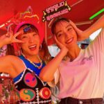 Karen Takizawa Instagram - フワちゃんと韓国旅してきました😆(仕事) フワちゃんとの1泊2日は当たり前に 初めてでしたが、笑いすぎました😂！ お仕事だっていうのに、笑いすぎて楽しすぎてこんな楽しいお仕事がこの世にあって、 こんな楽しくさせていただけることが この世にあって、そんな幸せな時間を感じさせてくれることが目の前にある嬉しさに、 今でも感謝します😌 初めましてのテレビ局で、初めましてのスタッフさんでしたが、ほんとうに優しくて学校の先生みたいに優しくしてくれました🐥🌈 韓国も行ったことない韓国だったので、 夜の1秒まで残すことなく楽しかったです。 実はあの台風大接近という日に限りなく近付いた日程だったのに、それでも安心と信頼と幸福と旨味をくれた韓国旅でした🥹🌌 ほんとうに、大人数で旅行したような 楽しい楽しい時間でした😘 フワちゃんもありがとう☺️ その名も、 ミヤザキテレビさんにての、 台本なし！？自由すぎる韓国の旅　 滝沢カレン＆フワちゃん〜ホントの仲良し２人に同行編〜 でした☺️