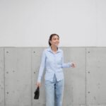 Karen Takizawa Instagram - 恥ずかしげもなく明るい服を着れてしまう春🌷 冬はあんなに黒やネイビーにおんぶにだっこだった割に興味一転です🌪️ でもまた黒やネイビーに私は恋しくなるんでしょう☺️ 水色と薄い水色デニムで歩くラムネみたいになりましたが、春が味方ならなんのその...🦕 私は毎朝、まず天気予報を見て 温度を確認するのが大好きです😊 ぜひ、明日も晴れてほしいな☀️ おやすみなさい。