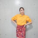Karen Takizawa Instagram - みなさん、早速木曜日やってきました🥊 未来への10カウント🥊第８話。 最終章の終の部分まできました😢🥊 あっという間ですね。 なんだか私は撮影もう終わってしまったので そんな今日は放送流れただけで、意味不明に泣きそうです。 今日の葵お姉ちゃんは、 いつもいじょうに考える時間が増えたような💭 楓としては、心配ながらも、いや、 きっと大丈夫です！ お姉ちゃんは強いから☺️ と、胸に呟いております。 でもそんなお姉ちゃん酔っ払いになり...🥴 とんでもない話になっていきそうなのです。 やっぱり大丈夫なのでしょうか😅 皆さんで見守り隊をお願いしたいです。 全部全部うまくいきますように🍀🥺