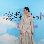 Karen Takizawa Instagram - 本日は映画「窓ぎわのトットちゃん」の完成披露試写会でした🌷 おめでとうございます🚃🎒 さっそくではあるますがわたしも観させていただいたのですが、これが現実にあった世界だなんて信じられないっ🪄って底からなんども思える物語でした。 徹子さんの目という名の魔法レンズから見える景色はどれだけ楽しいんだろう、と🌼 どれだけ色豊かなんだろう、と🪷 こんなおともだちを小学校の日に作りたかったです。小学校ってなんで今にも明日がきそうなくらい巻き戻せる時代なんですよね☺️ そんなたっぷりと隅々から味わう映画になっています🚃 きょうは徹子さんを頭にうかべながらおいしょう選びました🍬 ほんとに素敵なお洋服でした🪄