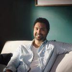 Karim Fahmy Instagram – كل واحد يقولي ايه اكتر لحظه في حياتوا بيفتكرها

please Tag @makadiheights @orascomdevelopment 
And use the Hashtag #MadeOfMoments