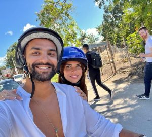 Karim Fahmy Instagram - ياللي نجاحي عندك اهم من نجاحك ، ياللي بتحبيني اكتر من نفسك ، ياللي بتستحمليني و انا شخصيه بشعه وقت الشغل ، وقت ما بكتب مسلسل او فيلم وقت ما بصور ، وقت مانا مستني النتيجه يعني معظم الوقت محدش يستحملني غيرك …. توكسيك بقي هتقولي ايه 😄، الحقيقه اي نجاح ليا ده نجاحك انتي قبل ما يكون نجاحي ، ربنا يخليكي ليا كل سنه وانتي طيبه يا حبيبتي ❤️❤️