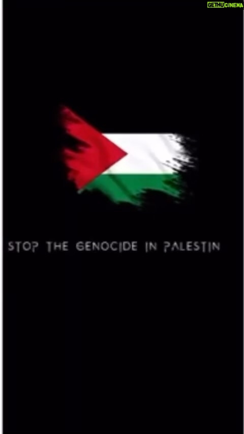 Karim Fahmy Instagram - All united against the genocide, war crimes and the killing of civilians Palestinians and children. We all demand a cease fire, peace and justice. Humanity demands ceasefire. كلنا نشعر بالحزن و الألم و الغضب إزاء العنف والدمار في فلسطين. لقد فقدوا الكثير من الأحباء هناك ، ونخشى على مصير الآخرين و خاصة الأطفال الأنقياء الأبرياء ! نطالب بوقف إطلاق النار الفوري، و حماية الشعب الفلسطيني من الاباده الجماعية وإقامة السلام و العدل الذي يضمن سلامتهم !