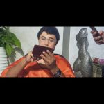 Karim Fahmy Instagram – من محاولات صنع وجه الاستاذ سمير صبري الله يرحمه اللي شرفني و ظهر في فيلم ديدو كضيف و باين زي الشمس ان المحاوله فشلت 😂, مين شاف فيلم ديدو و اللي شافه يقولي شافه فين عشان مش لاقيه 😄