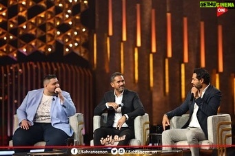 Karim Fahmy Instagram - استنونا في سهرة الاربعاء و الخميس مع حبيبي و اخويا باشا @Karara.amir @Reemmoustafaofficial @Pavosbannout @Sahraneen_on @ontv