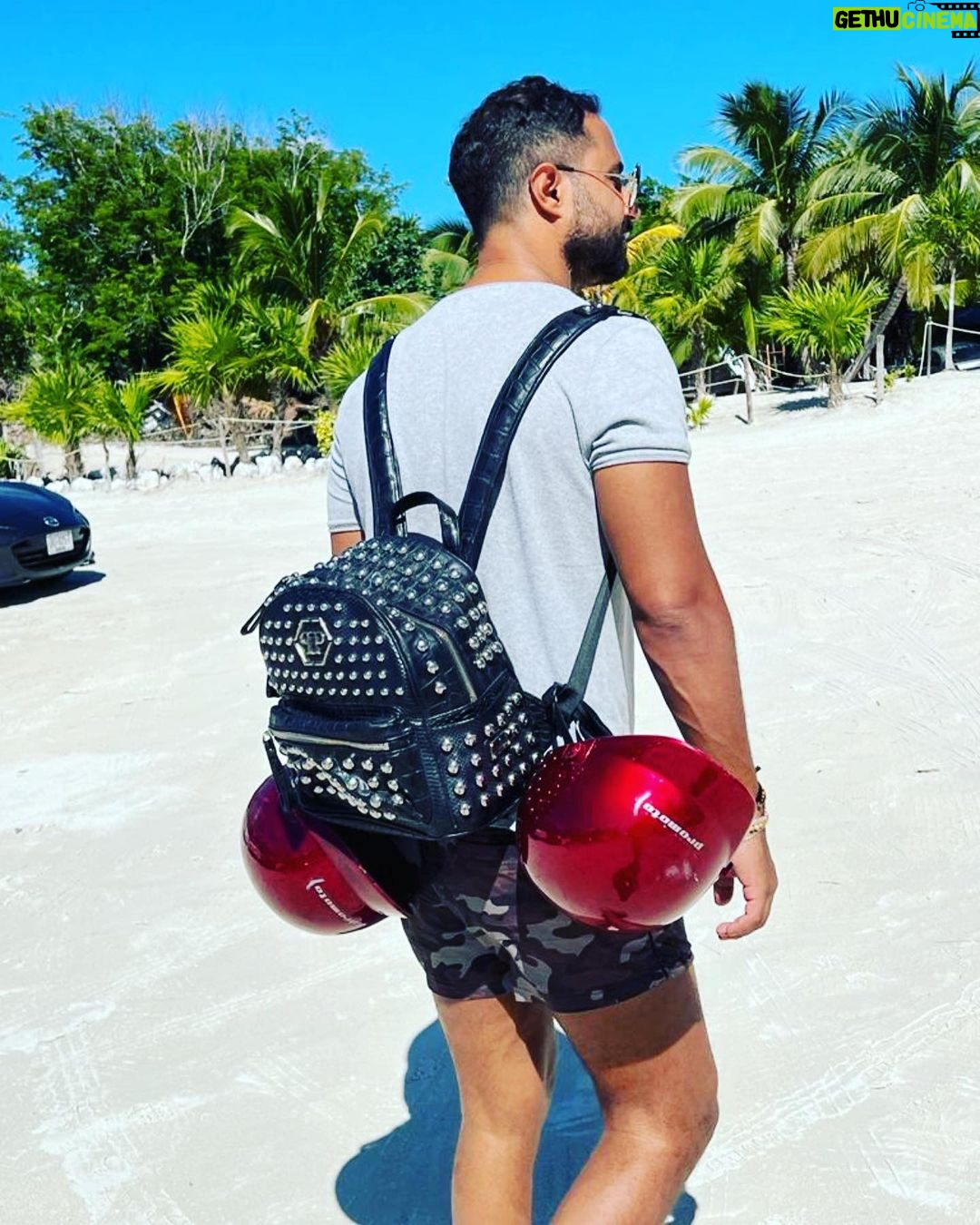 Karim Fahmy Instagram - #throwback #tulum #mexico