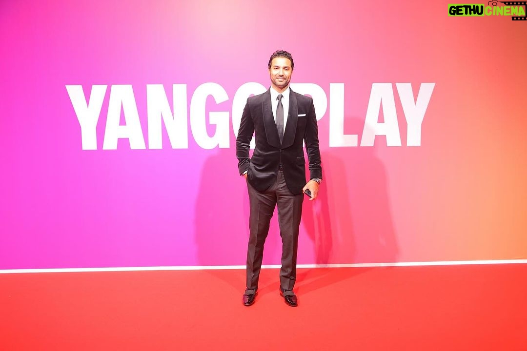 Karim Fahmy Instagram - @YangoPlay #يانغو_بلاي #شغل_كل_شي ❤️. Thanks @maisongamil , @iconsarabia.theagency