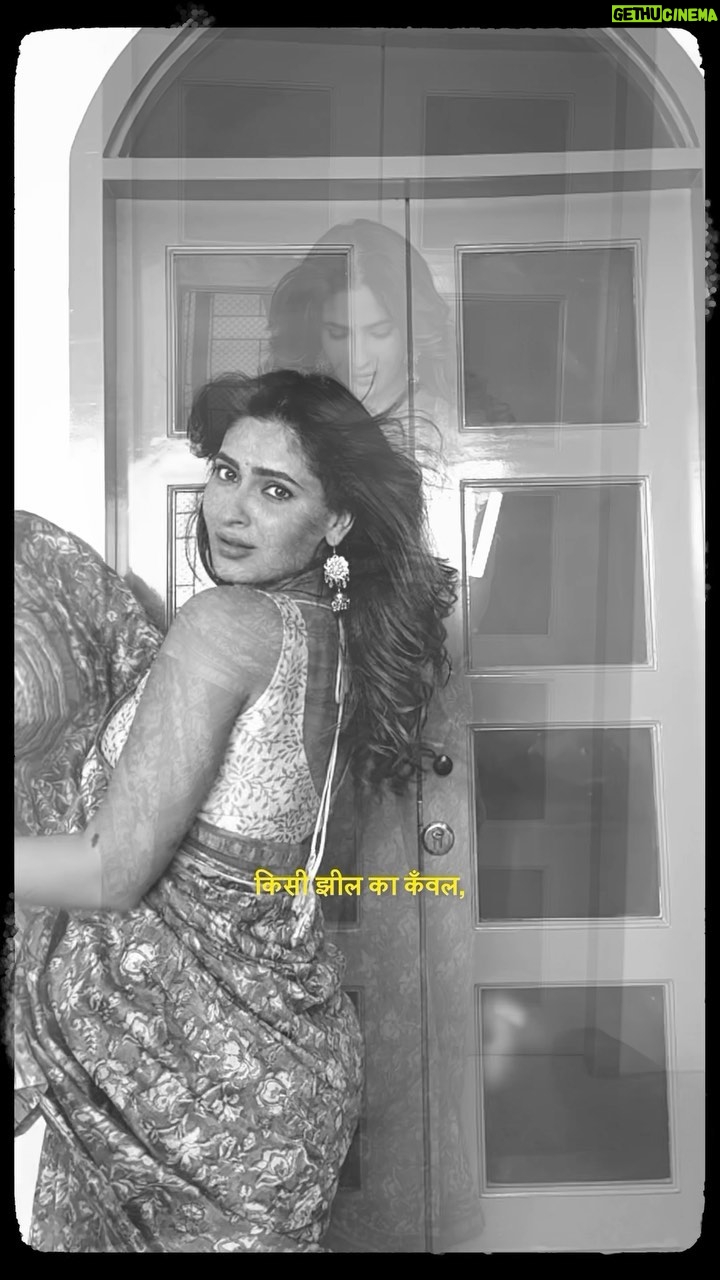 Karishma Sharma Instagram - Kabhi toh milegi 🤷♀️- Dream Girl ❤️