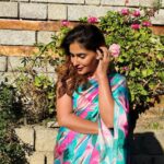 Karishma Sharma Instagram - Wearing a saree is like wearing art entwining in six yards of beauty! “Joining in a dance of words about the mesmerizing ‘Ananta Sutra’ - a fabric that weaves together our shared heritage, diverse art forms, and the graceful fluidity of sarees. As an avid admirer of art, wearing a saree has always been an enriching experience and it’s elegance always elevates my style in a graceful manner. As we celebrate Republic Day, let’s explore the symbolism of each thread, reflecting the harmony and strength that epitomizes our nation. This Republic Day, don’t just witness but be a part of ‘Ananta Sutra.’ Post your #SelfieWithSari, a moment frozen in the rich tapestry of #BharatKiNariInSari. Let’s collectively weave a tale of grace, heritage, and the power within. 🕊️✨ #AnantaSutra @MinOfCultureGoI @AmritMahotsav. #AnantaSutra #BharatKiNariInSari” #RepublicDay #SariLove”