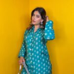 Karishma Sharma Instagram - zindagi ek safar may not be suhana but you only live once toh slay karke hi jaana - @aditya_tare Outfit by @karaj_jaipur Pr by @auorstudio