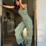Karishma Tanna Instagram - POSE 💚 #mood #love #instagram @appapop