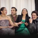 Karisma Kapoor Instagram - Humare Khooni, Club, Khachaak ke khel mein kaun hai asli Kaatil??😈🔪🔥 Murder Mubarak arrives on 15 March, only on Netflix! #MurderMubarakOnNetflix @saraalikhan95 @pankajtripathi @itsvijayvarma @therealkarismakapoor #DimpleKapadia @sanjaykapoor2500 @tiscaofficial @suhailnayyar @aashimgulati @homster #DineshVijan @anuja.chauhan @suprotimsengupta @gazaldhaliwal @sharadakarki @poovijan @soulfulsachin @jigarsaraiya @priyasaraiyaofficial @anaitashroffadajania @zeemusiccompany @maddockfilms