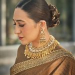 Karisma Kapoor Instagram - 🤎💫✨