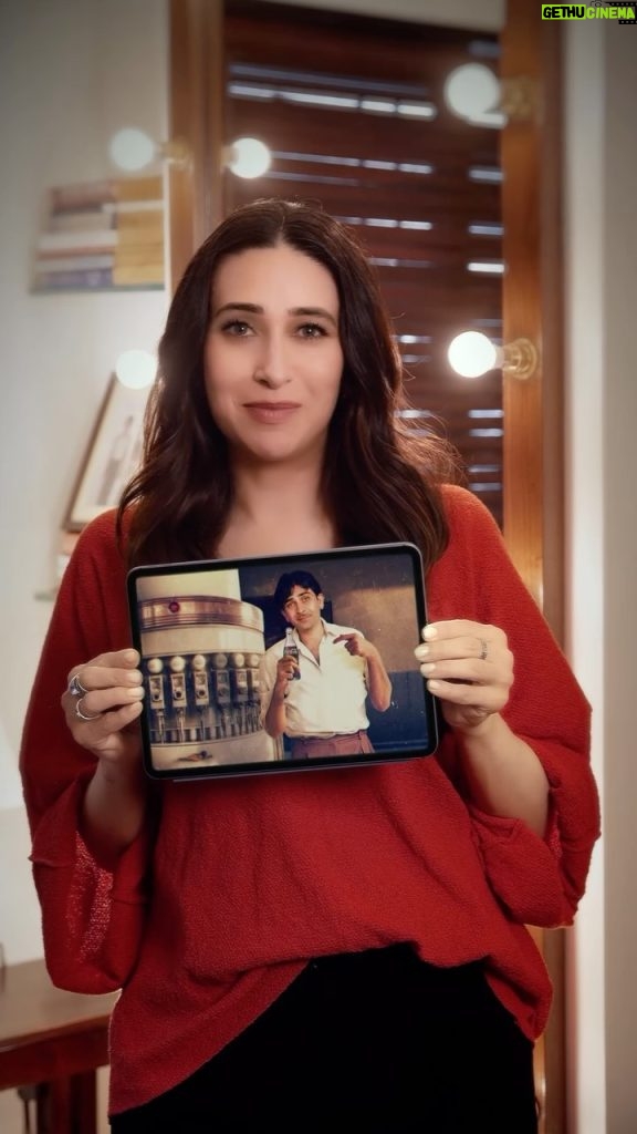 Karisma Kapoor Instagram - India’s first Coca-Cola Foodmarks is finally here and we are paying a tribute to Dadaji, the legendary Raj Kapoor, on 8th March. What’s a Foodmark? They are basically landmarks but more delicious! Think iconic moments + delicious food + ice-cold Coca-Cola! Keep an eye on Janhvi Kapoor and Coca-Cola India’s Instagram page for more updates 😉 Cheers! @janhvikapoor @cocacola_india #CokeIndiaFoodmarks #CocaCola #RecipeForMagic #CocaColaFoodmarks #Collab