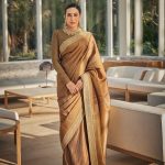 Karisma Kapoor Instagram - 🤎💫✨