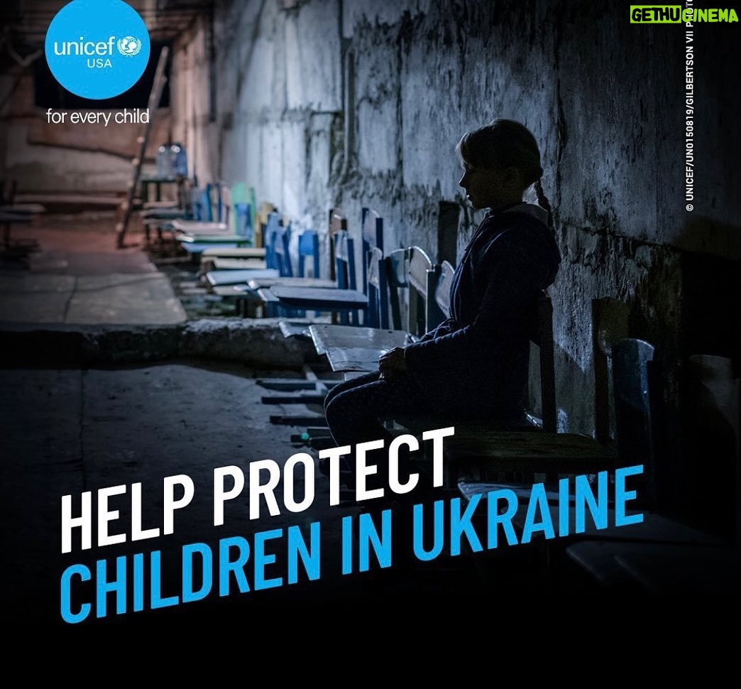 Karl Urban Instagram - There are 7.5 million children in #ukraine . They need our help . Please join us and donate . Itβs real easy Just go to unicef.org & hit donate now . ππ½ππ