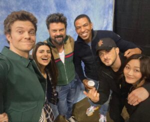Karl Urban Instagram - Toronto
You guys rock !!
Great to meet y’all 
@fanexpocanada 
See ya tomorrow