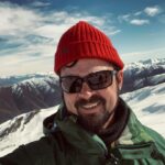 Karl Urban Instagram - Loves mountain life #skiing #holiday