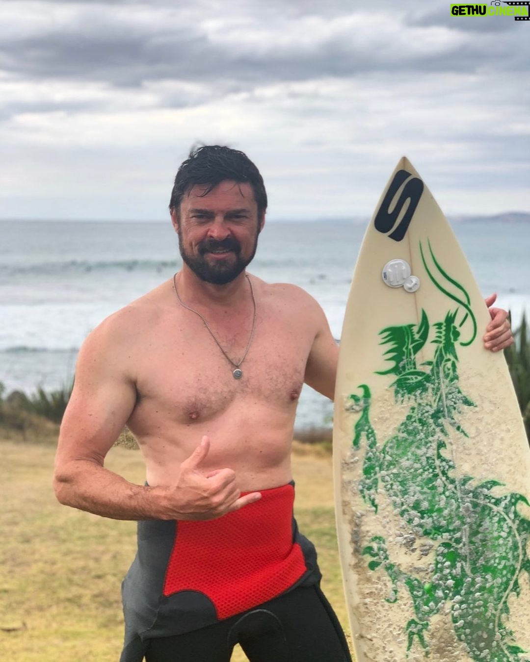 Karl Urban Instagram - The Green Dragon Rides again 🐉🌊