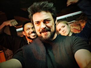 Karl Urban Instagram - Cut and print !🤪 That’s a wrap for Billy Butcher on season 2 of @theboystv . Massive thanks to our awesome Crew n cast , love you all . 💥The Boys 2💥 On yer telle Mid 2020 #gonefishing🎣 😎💗