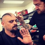 Karl Urban Instagram - 💥 BEHOLD !!💥 #tbt Skurge @thorragnarokofficial Shout out to Shay Lawrence & his exceptional work and make up design .❤️⚡️