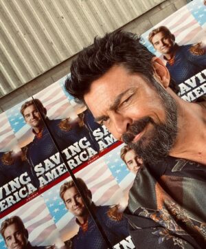 Karl Urban Instagram - Daddy’s home !
@theboystv 
Season 4 
day 1