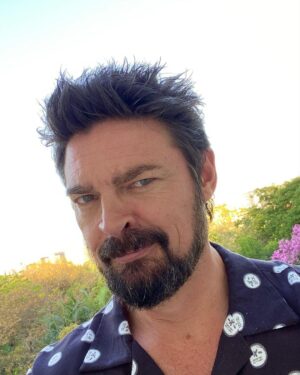 Karl Urban Instagram - Wow 
Brazil 😍
You are beautiful ! 
🙏🏽🇧🇷