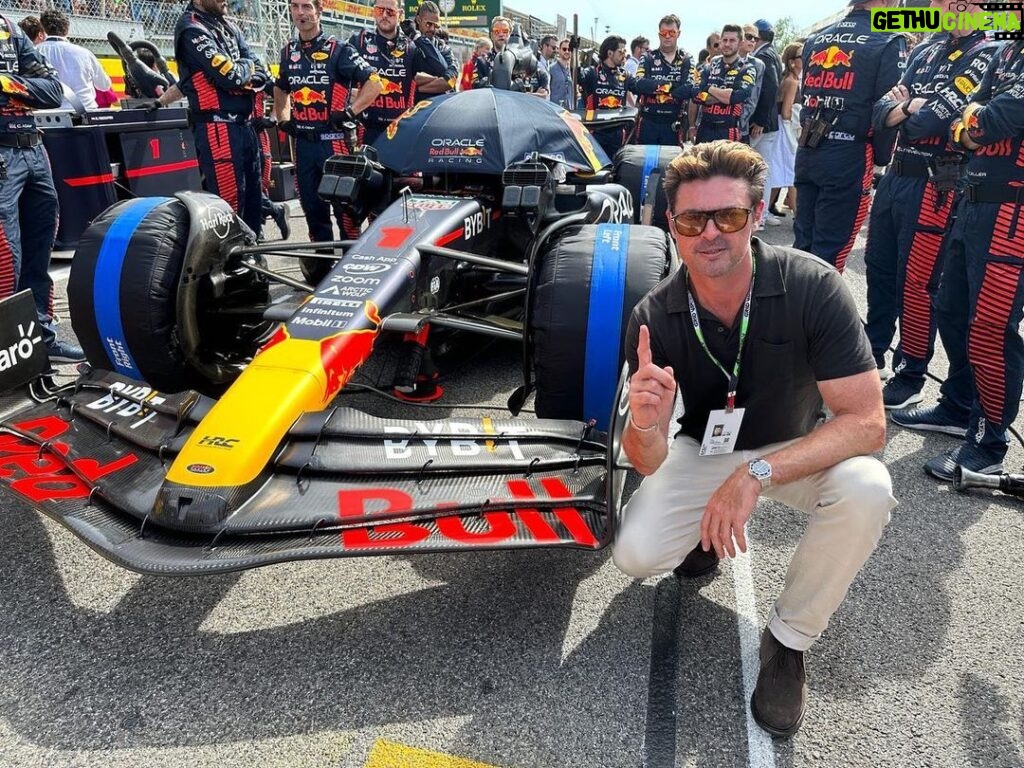 Karl Urban Instagram - Congrats 🏁🇮🇹@redbullracing @maxverstappen1 @schecoperez Epic record breaking race ! thanks to all the wonderful hospitality @f1 🙏🏽