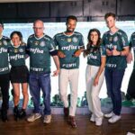 Karl Urban Instagram - Wow !! Epic night at the football Obrigado @palmeiras & parabens pela sua linda vitoria 🙏🏽❤️🇧🇷