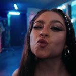 Karol Sevilla Instagram - @karolsevillaofc nos muestra algunas ideas de outfits para disfrutar al máximo la Gira ¿cómo irás tú a la Gira Refrescante Pepsi? 🌸👟👜 📍 Complejo Cuscatlán, San Salvador Entradas a la venta en: 🎟️ @funcapital.latam 🎫 @todoticketsv