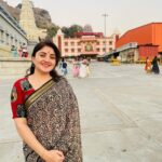 Karunya Ram Instagram – Divine 🙏🏻🍁❤️
:
:
:
#adichunchanagiri #kalabairaveshwara #karunyaram #milkybeautykarunyaram Adichunchanagiri Temple