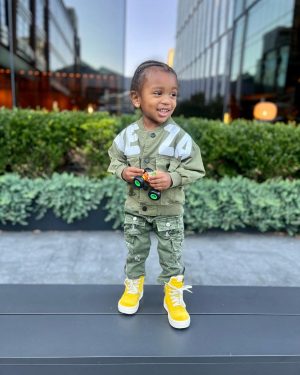 Kash Doll Instagram - Alll the cash don’t amount to Kashton…. 

I love you @babykashrich my baby boy 

Make up by @kingquite_