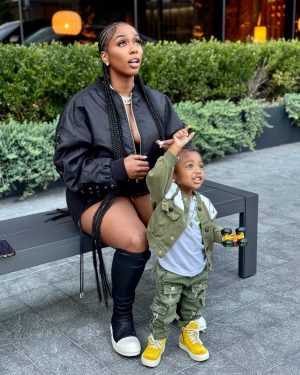 Kash Doll Instagram - Alll the cash don’t amount to Kashton…. 

I love you @babykashrich my baby boy 

Make up by @kingquite_