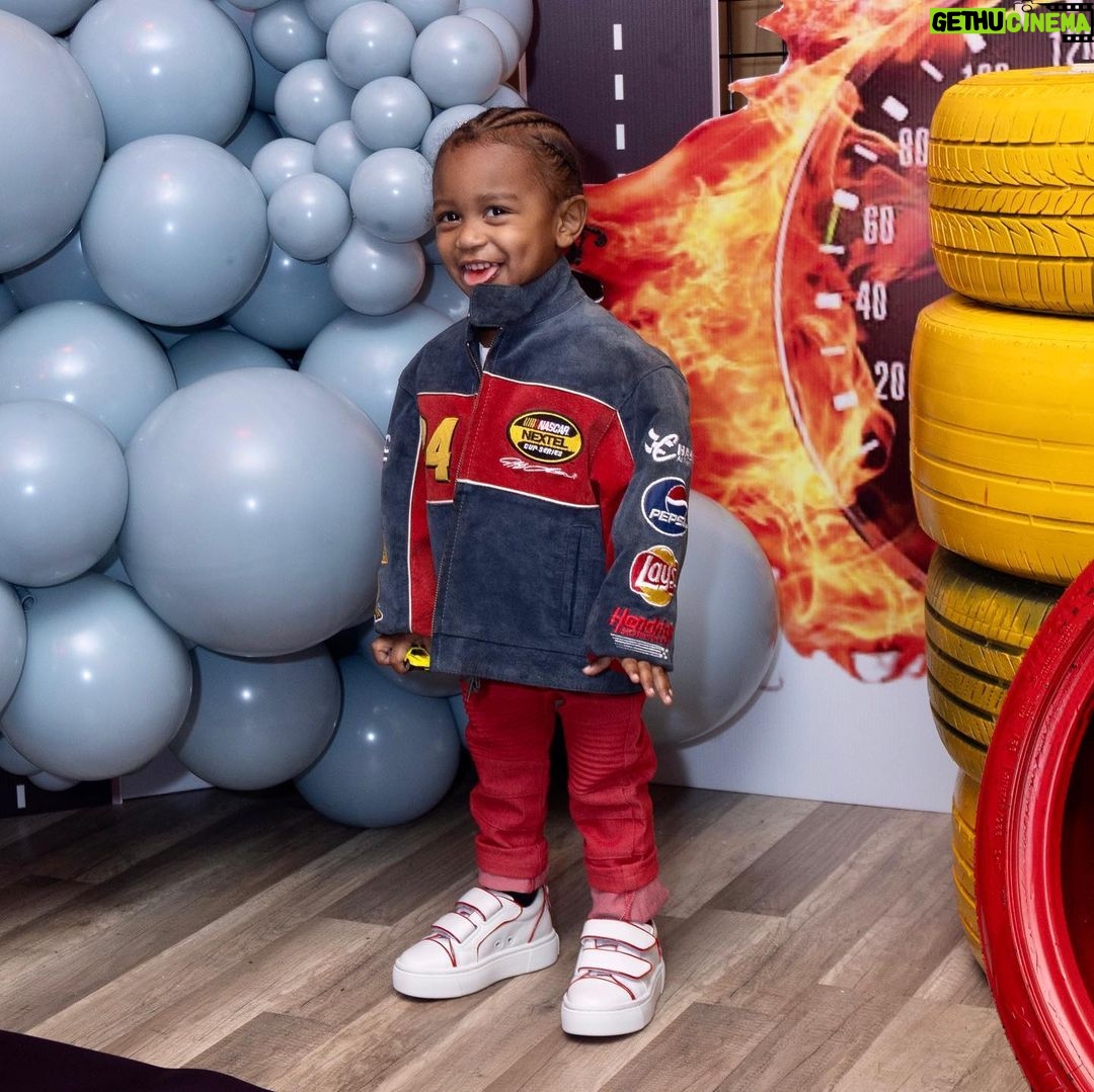 Kash Doll Instagram - I’m 2 days late but listen being in mommy mode is different lol happy birthday to my pride and joy @babykashrich this little person has such a big impact on my life! Kashton you mean the world to me so i wrote u a song : My Baby boy my heart beat and my snook Yea ya mama been a boss but you made me woman up Life wit you is like a party you my sweetest surprise Lost my daddy and you came into the world wit his eyes favorite song is when I hear you laughing I give you anything without you asking All the kash don’t amount to kashton Pacifier in ya passport pic Another 100k in savings every year for my prince Caddy truck for mini me We too fly mini vans Pray for you so every weapon formed against you gotta jam Love for you is deeper than you’ll ever understand You got a village dedicated to making you a man I gave you life and I’ll do life behind you I’ll use every second that I’m wit you to remind you Ya daddy spoils and adores me and loves me it’s true But Greatest thing he coulda ever gave me was you 📸 @imagesbykennedy