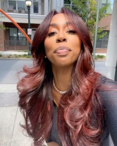 Kash Doll Instagram - I’m back y’all all i needed was my hair done!! Alabama and Stl what’s good Hair @daisydoesmyhair Make up @facesbyl Unit @miinkbrazilian_hair Colored by @everythingbyd_